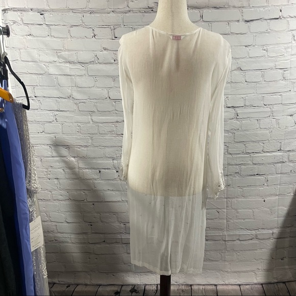 GUL white sheer eyelet cover-up🏖 get away, take away on your Vacay size medium - Picture 7 of 7